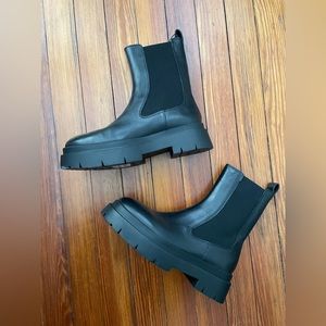 Zara chunky leather boots 38